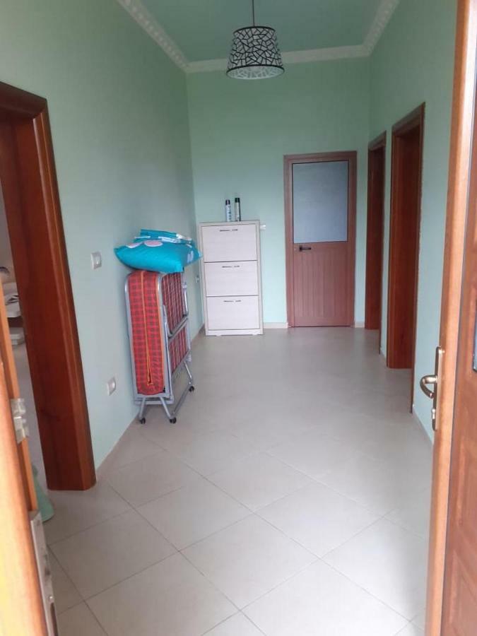 Sara'S Villa Shkoder Bagian luar foto
